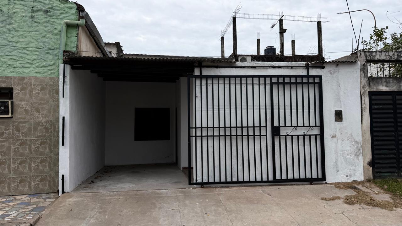 CASA EN ALQUILER FRENTE AL CARREFOUR